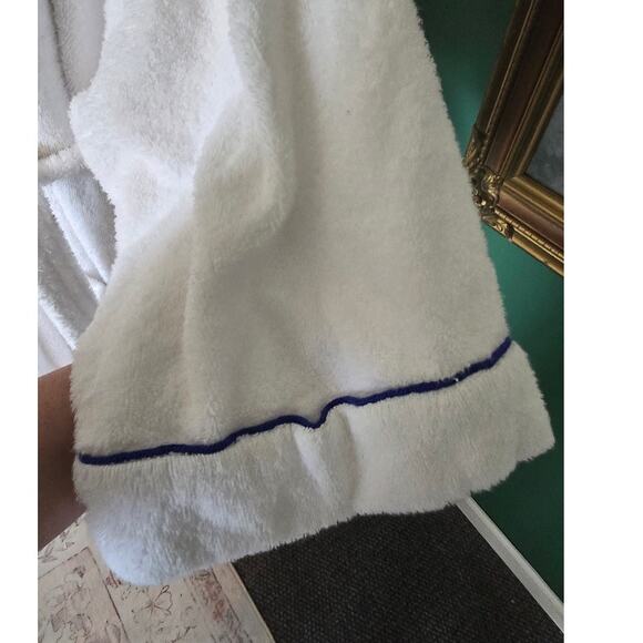 Rare Vintage Four Seasons By George  Turkish Bathrobe  w/ The Ritz Carlton Logo - Picture 6 of 12